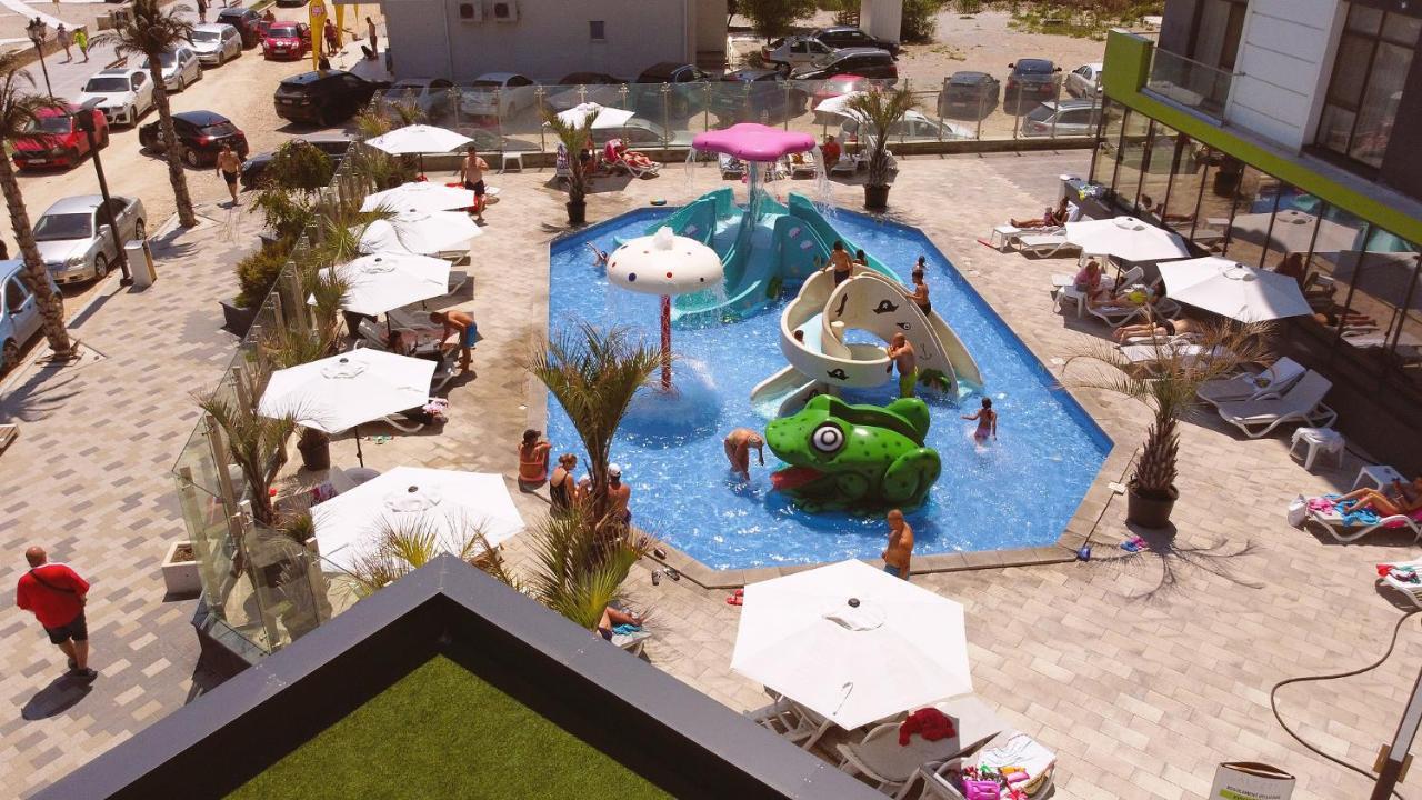 Blacksearama Apartment- Spa, Pools And Parking Mamaia Exteriér fotografie
