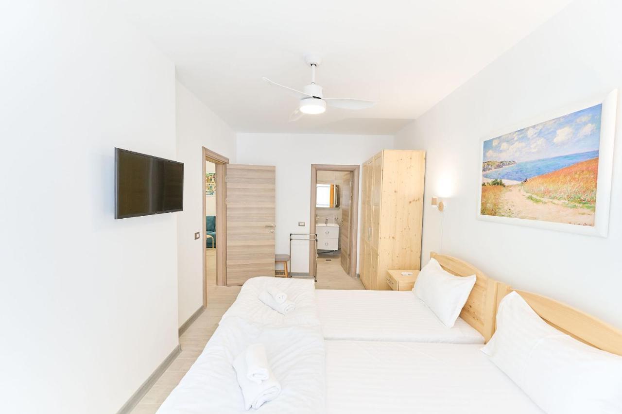 Blacksearama Apartment- Spa, Pools And Parking Mamaia Exteriér fotografie
