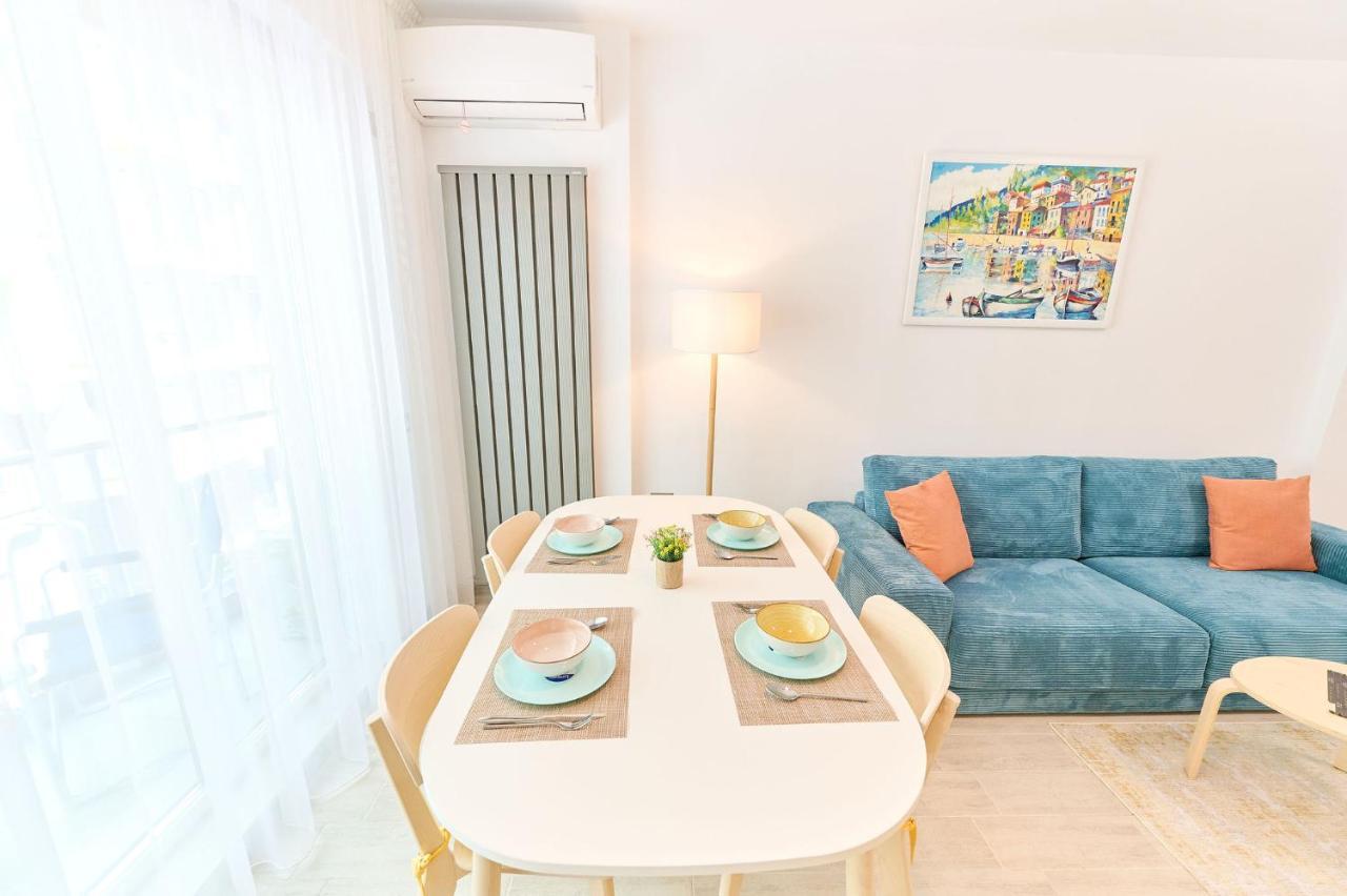 Blacksearama Apartment- Spa, Pools And Parking Mamaia Exteriér fotografie