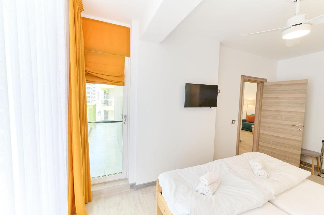 Blacksearama Apartment- Spa, Pools And Parking Mamaia Exteriér fotografie