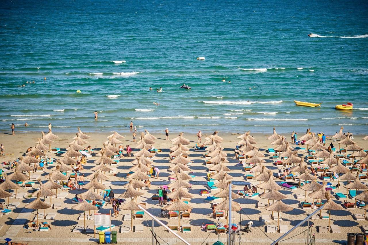 Blacksearama Apartment- Spa, Pools And Parking Mamaia Exteriér fotografie