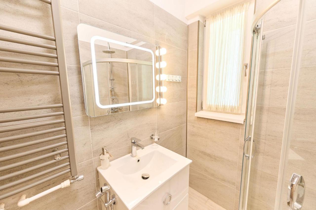 Blacksearama Apartment- Spa, Pools And Parking Mamaia Exteriér fotografie